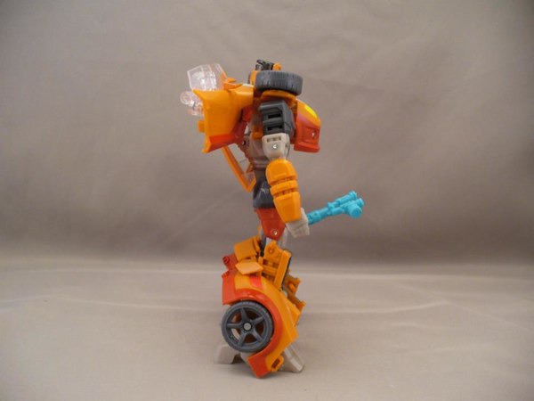 Transformers Generations GDO Wheelie Video Review  Images  (3 of 26)